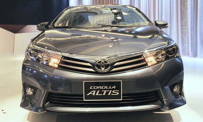 Toyota Altis 2016 có thiết kế hiện đại và ấn tượng 