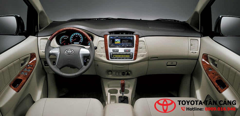 Nội thất Toyota Innova 2015