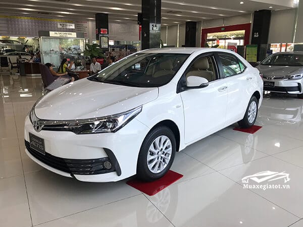 Đánh giá xe Toyota Corolla Altis 1.8E CVT 2019 