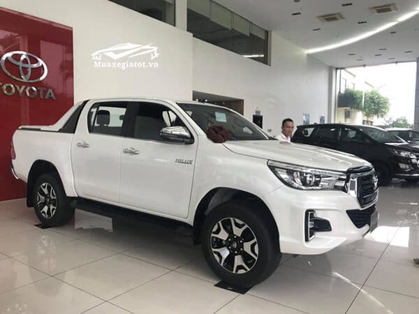 Toyota Hilux 2019 đã về tới đại lý Toyota Cảng