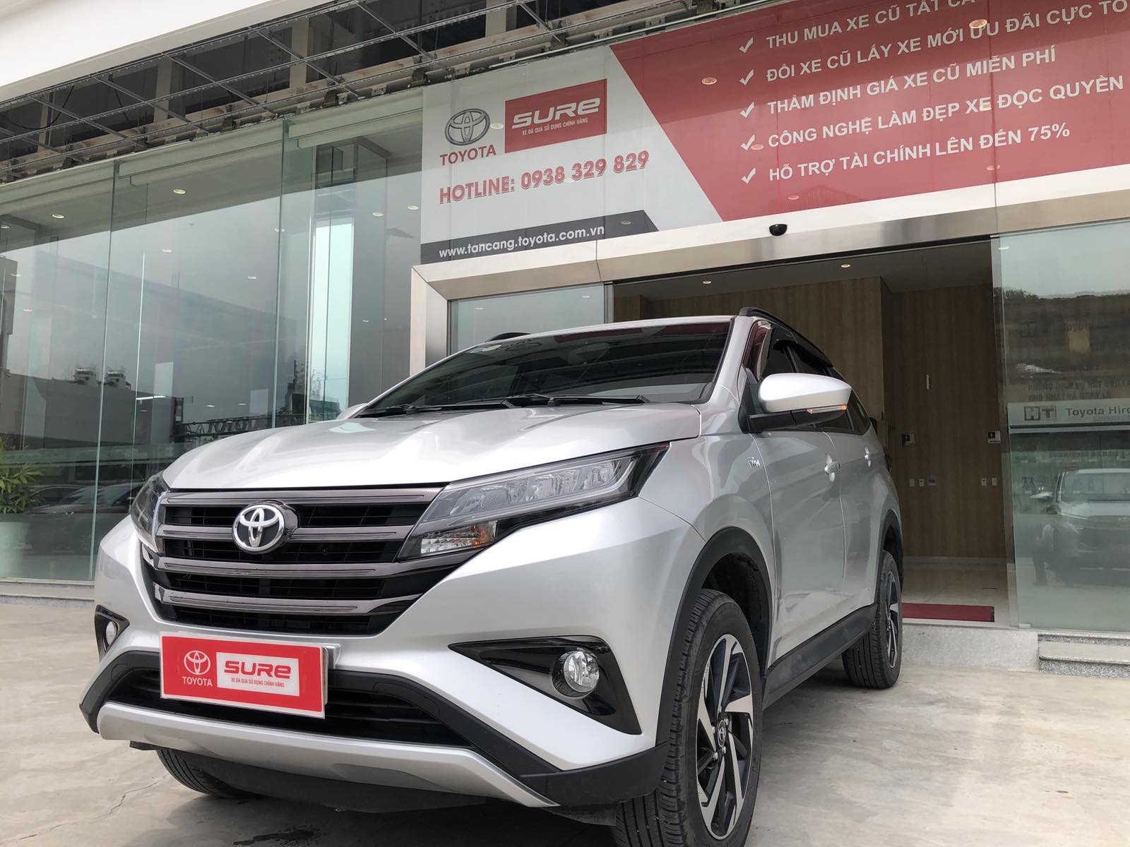 Giá Xe Cũ Toyota Rush 1.5G – Sản Xuất 2019