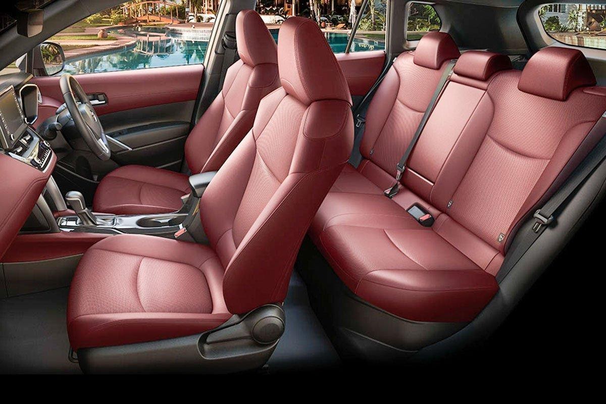 Đánh giá xe Toyota Corolla Cross 2020-2021: Ghế ngồi.