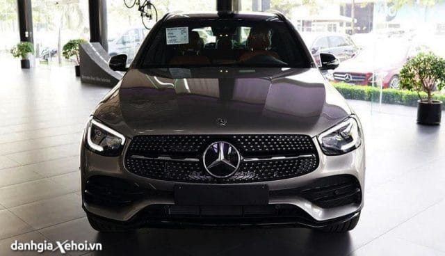 Đánh giá xe Mercedes GLC 300 4Matic 2022: Gầm cao thể thao, uy lực mạnh mẽ