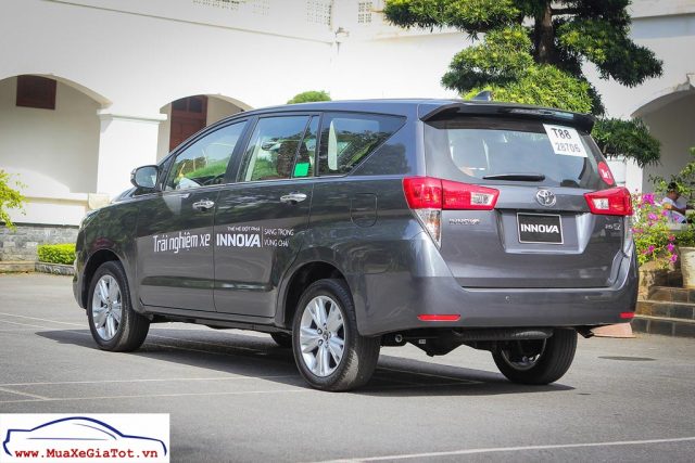 Đánh giá xe Toyota Innova 2017 tại Việt Nam