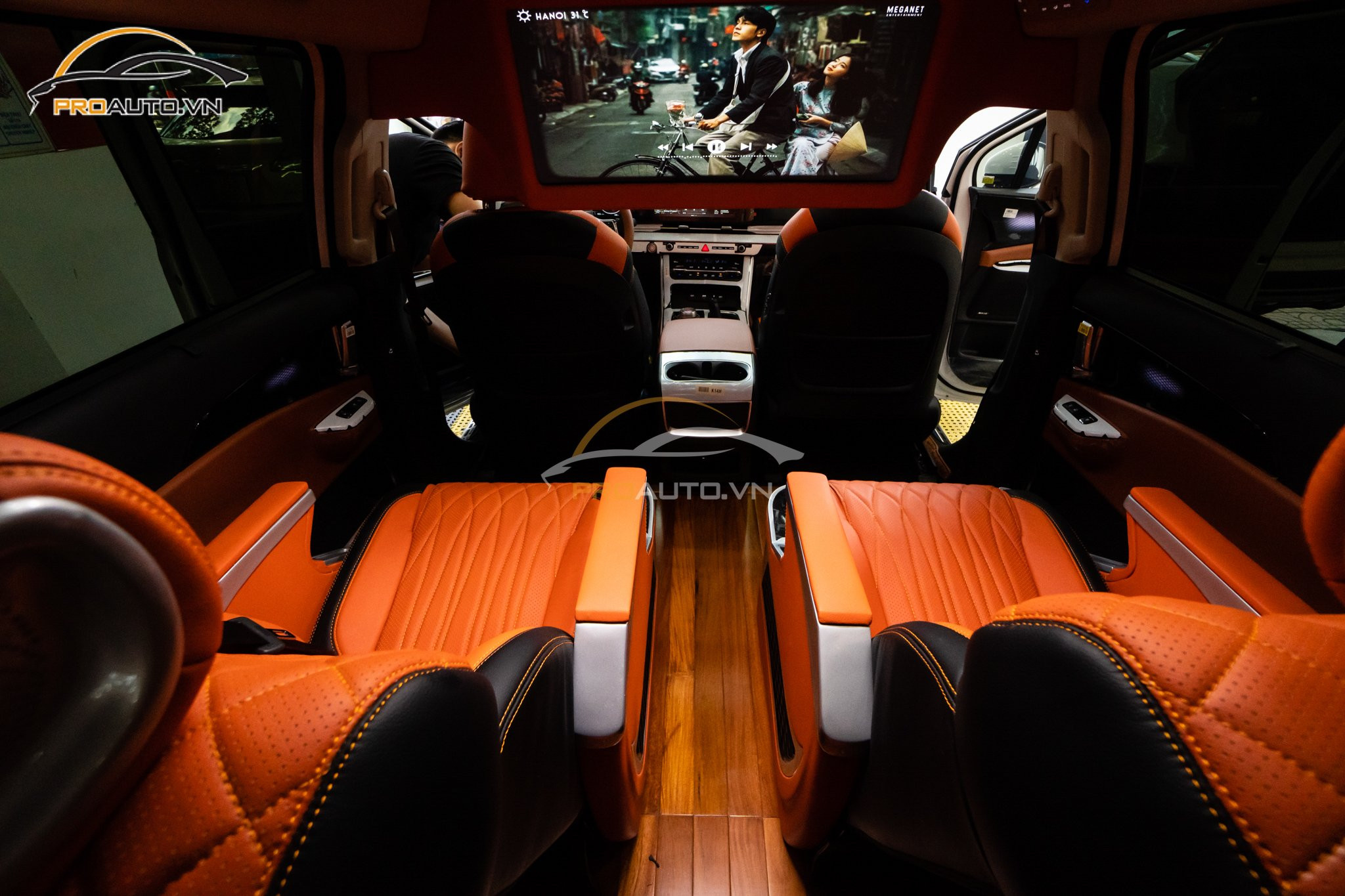 Toàn cảnh không gian nội thất ô tô được cải thiện sang trọng